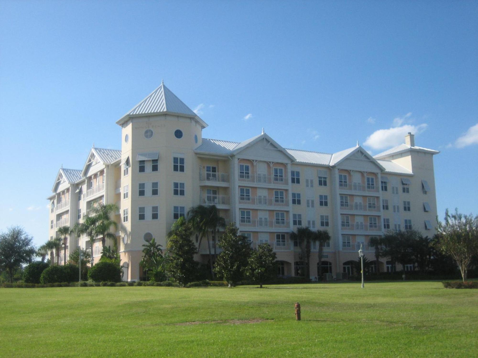 Monumental Hotel Orlando Williamsburg Exterior photo
